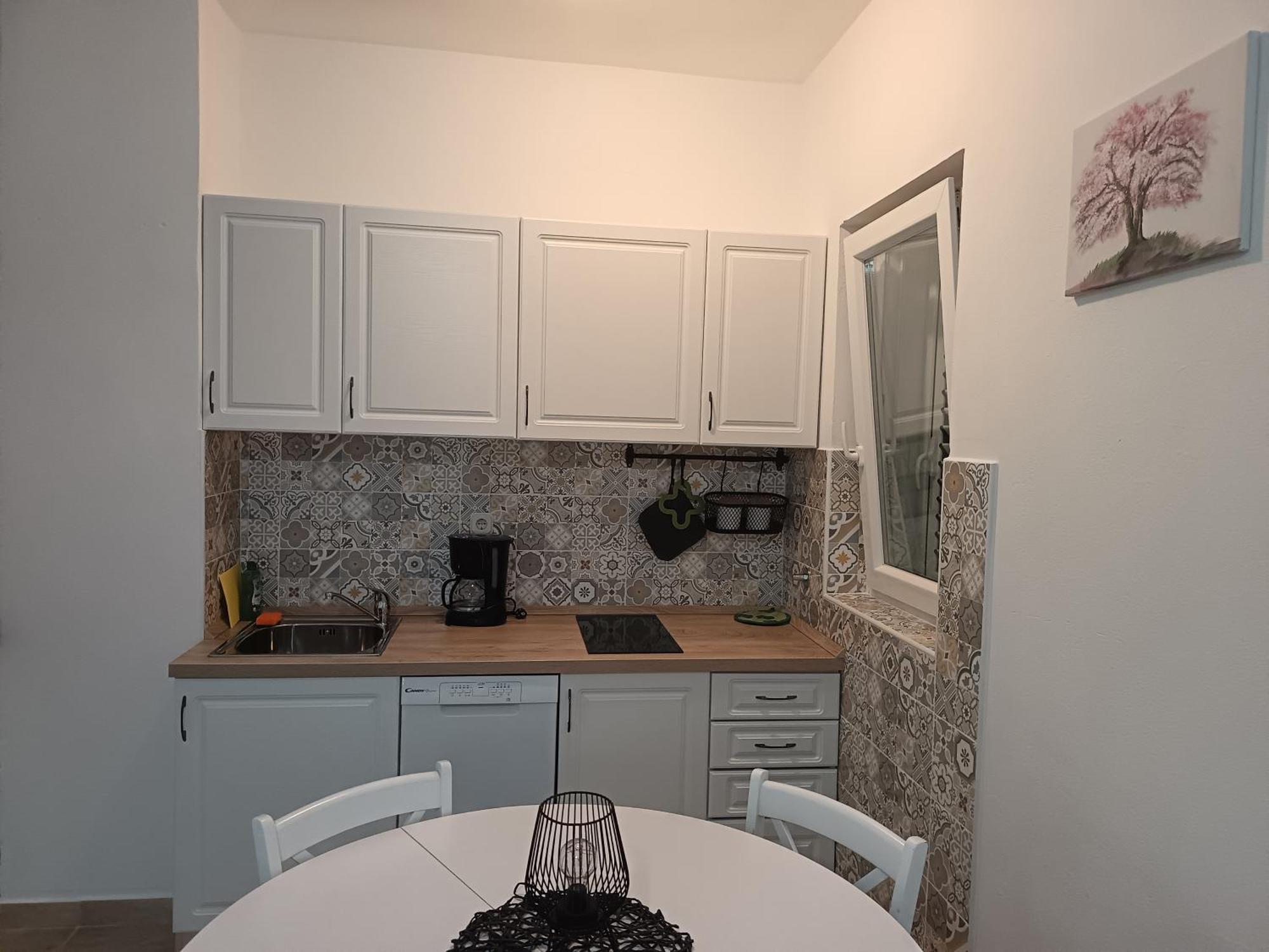 Lara - Apartment Near The Beach Vrbnik Extérieur photo