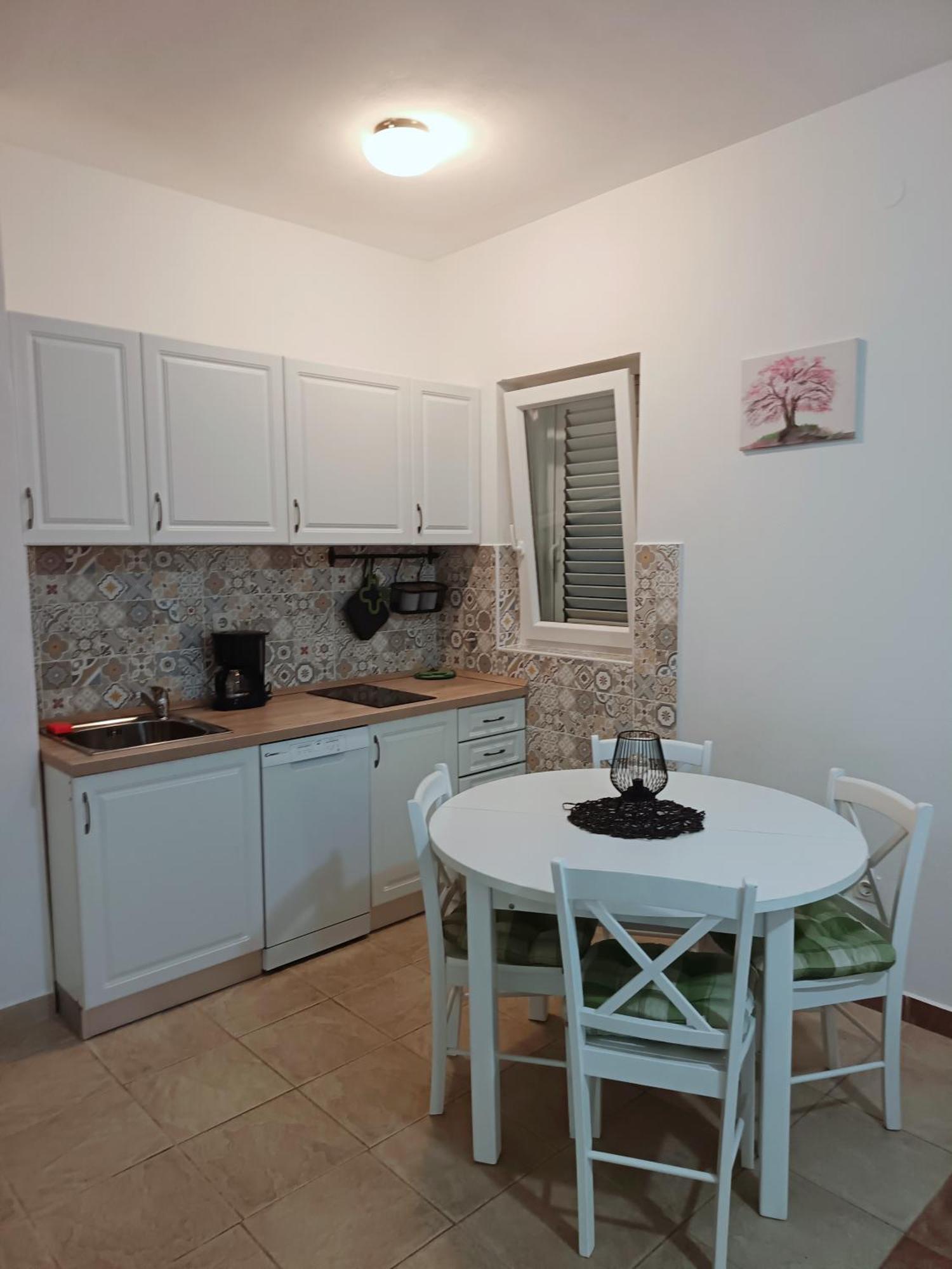 Lara - Apartment Near The Beach Vrbnik Extérieur photo